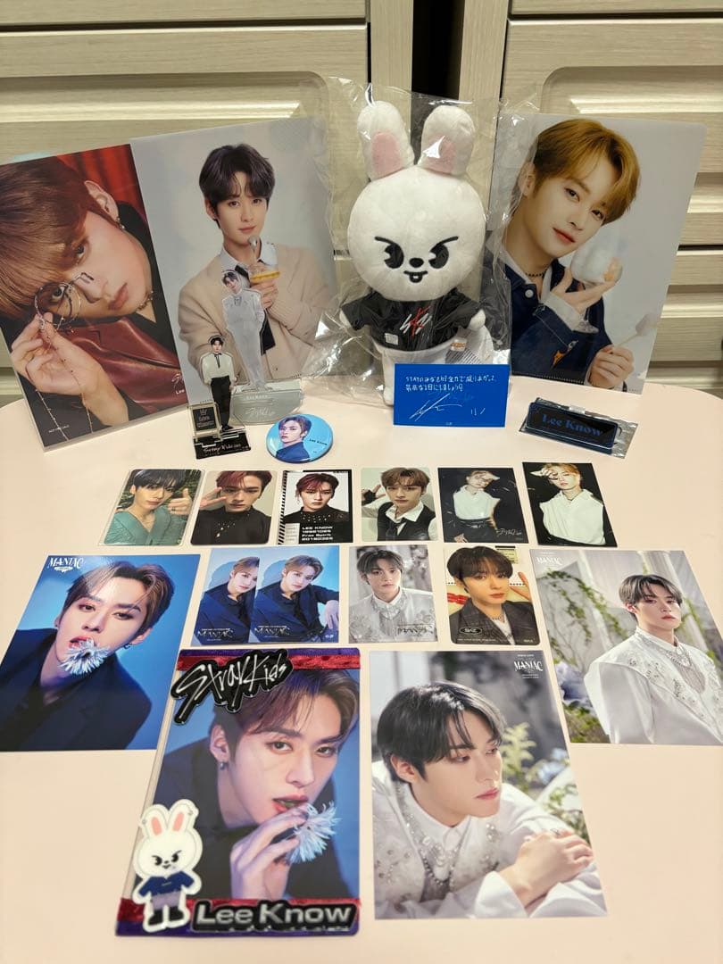 スキズ リノ leebit ぬいぐるみ トレカ アクスタ ネームバッチ ラントレ