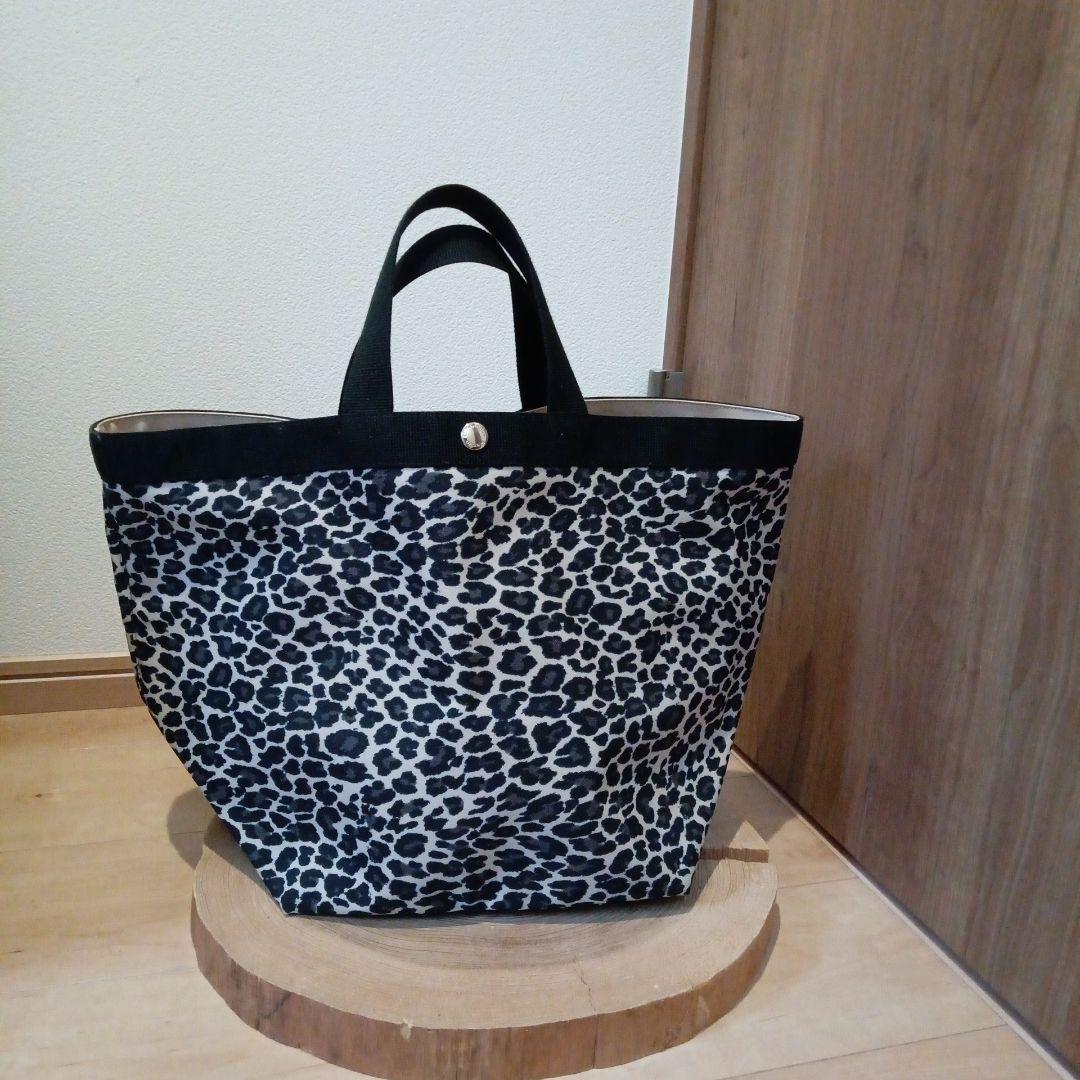 725F エルベシャプリエ パンサーブラン Lサイズ