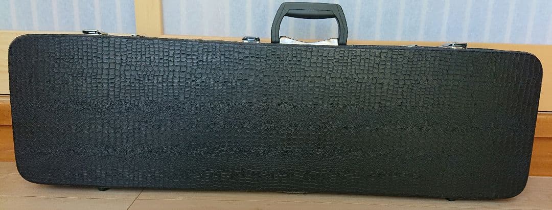 沖縄三線 人工皮張り 初心者用 鍵付きハードケースのセット