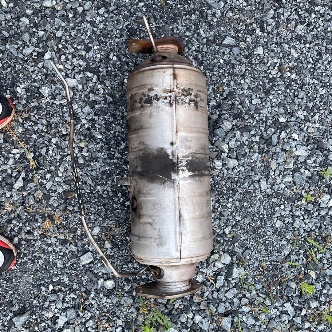 触媒コンバーター ME555982