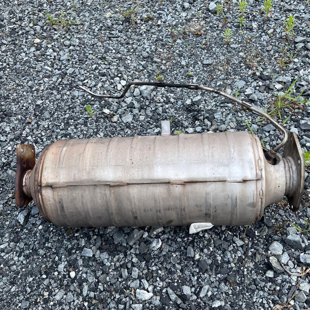 触媒コンバーター ME555982