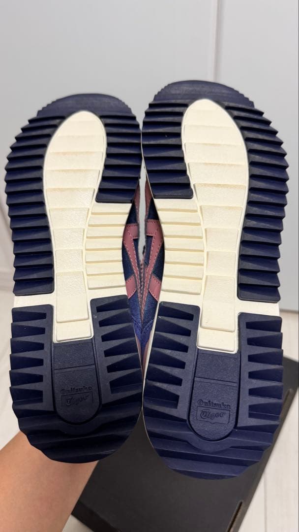 新品　オニツカタイガー　ネイビー24.5㎝