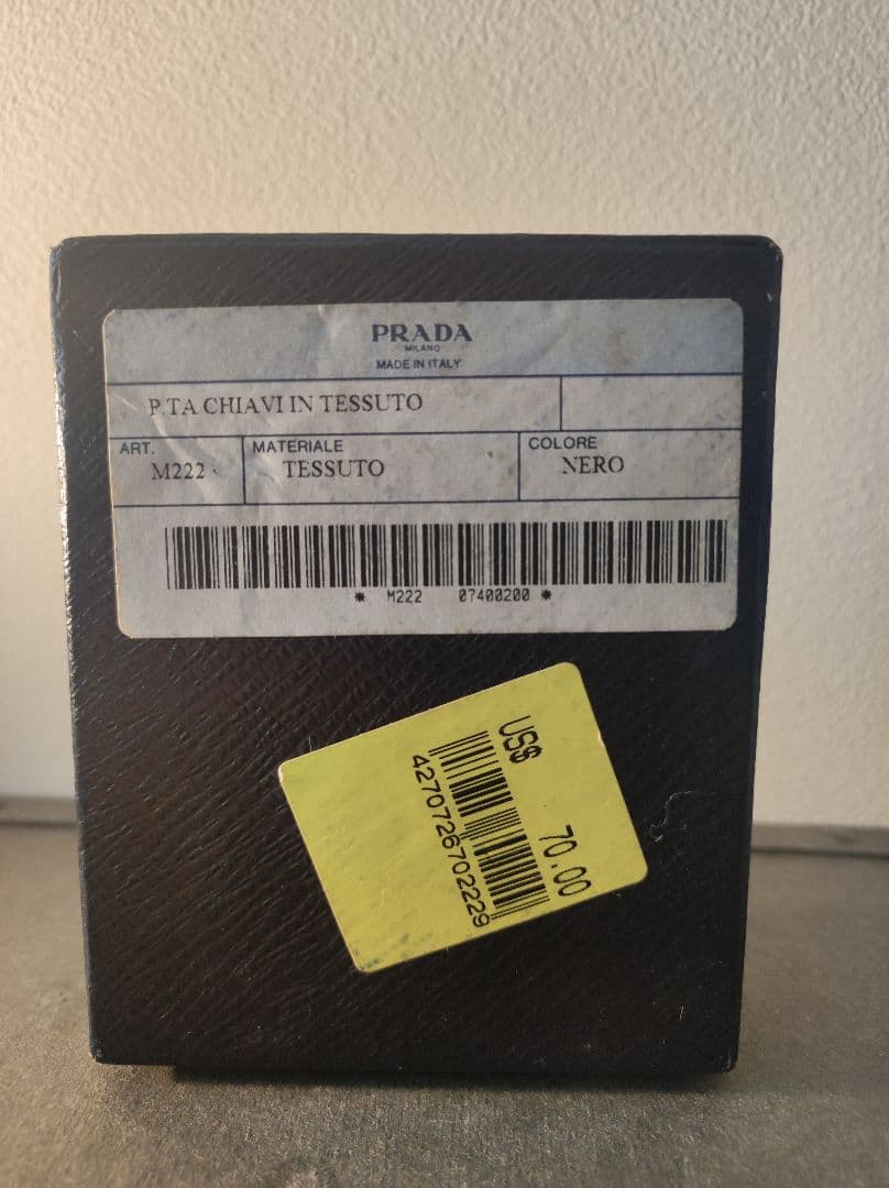 未使用 PRADA ブラック ナイロンキーケース