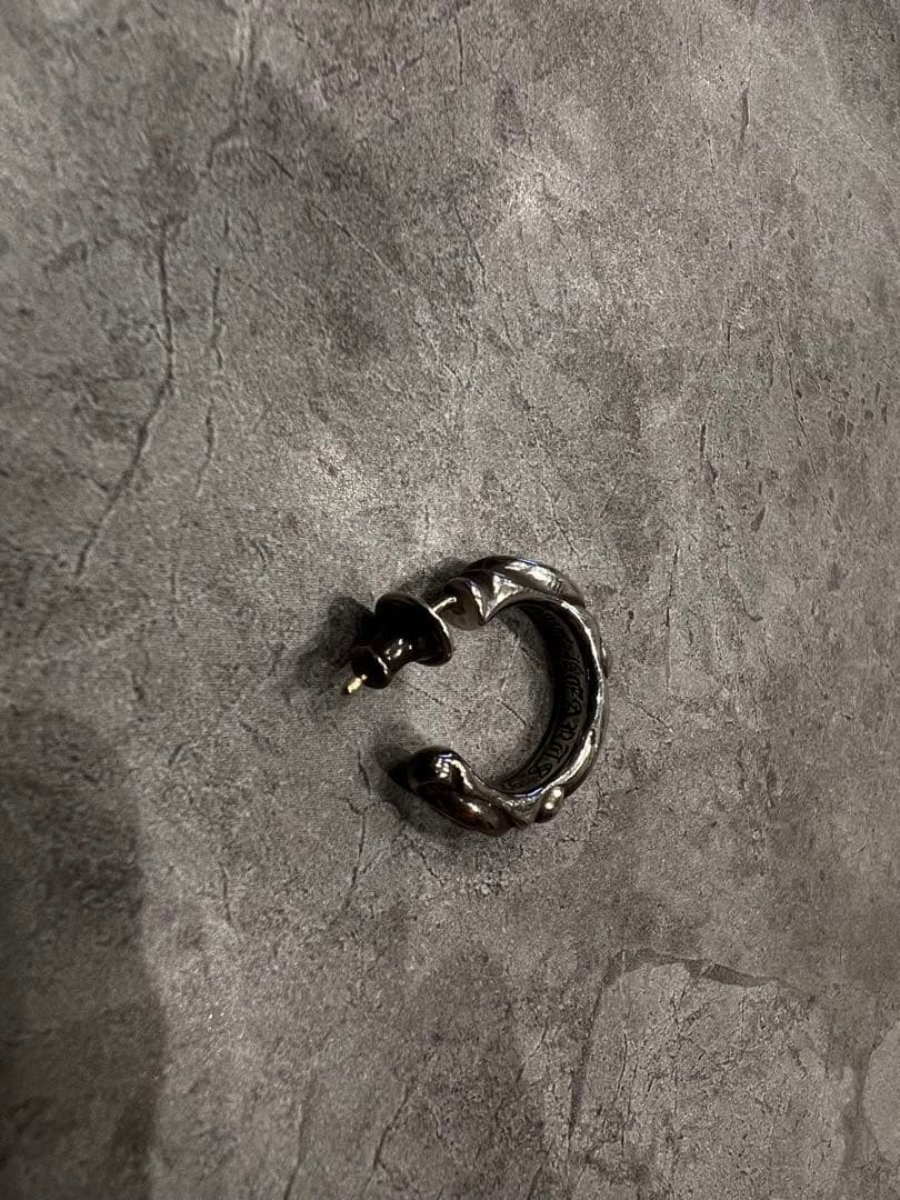 だっくす　クロムハーツ　フープスクロール　ピアス(片耳用)