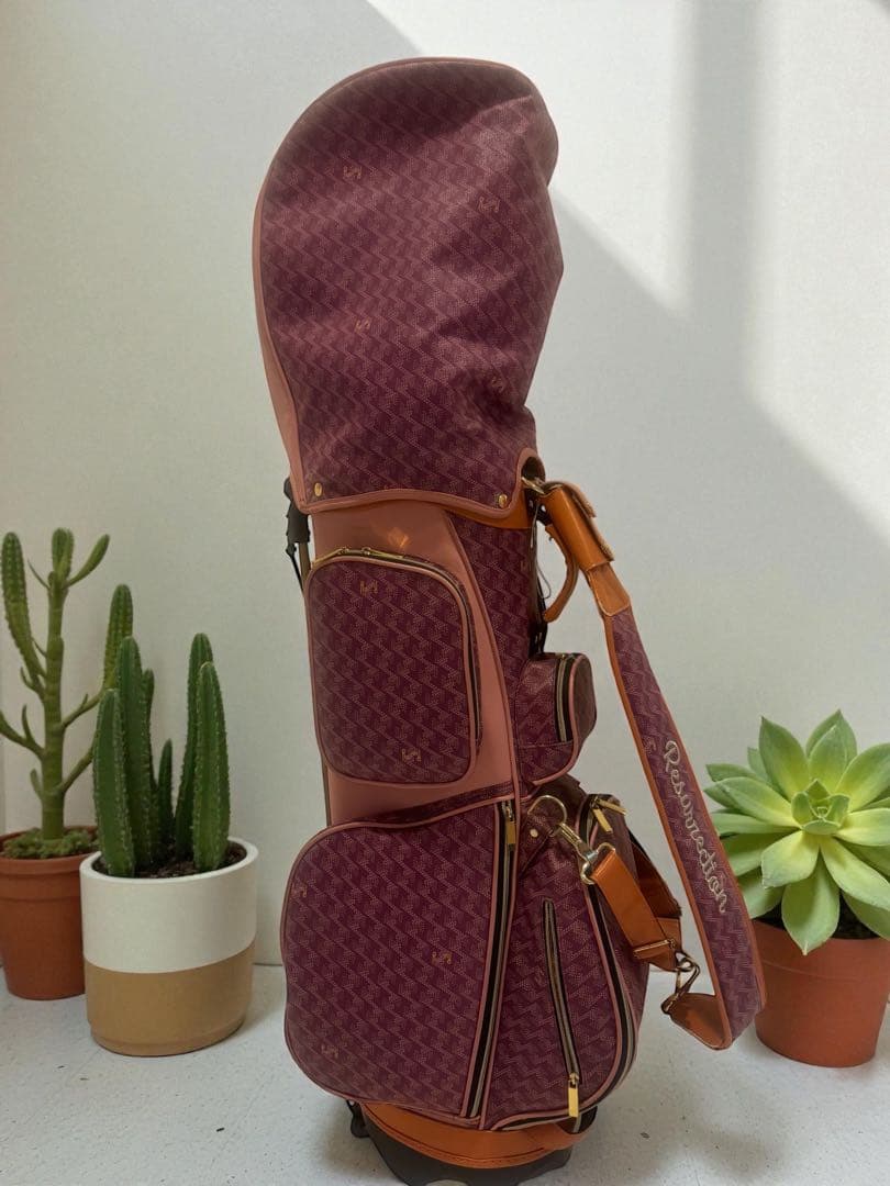 レザレクション　キャディバッグ　パープルピンク