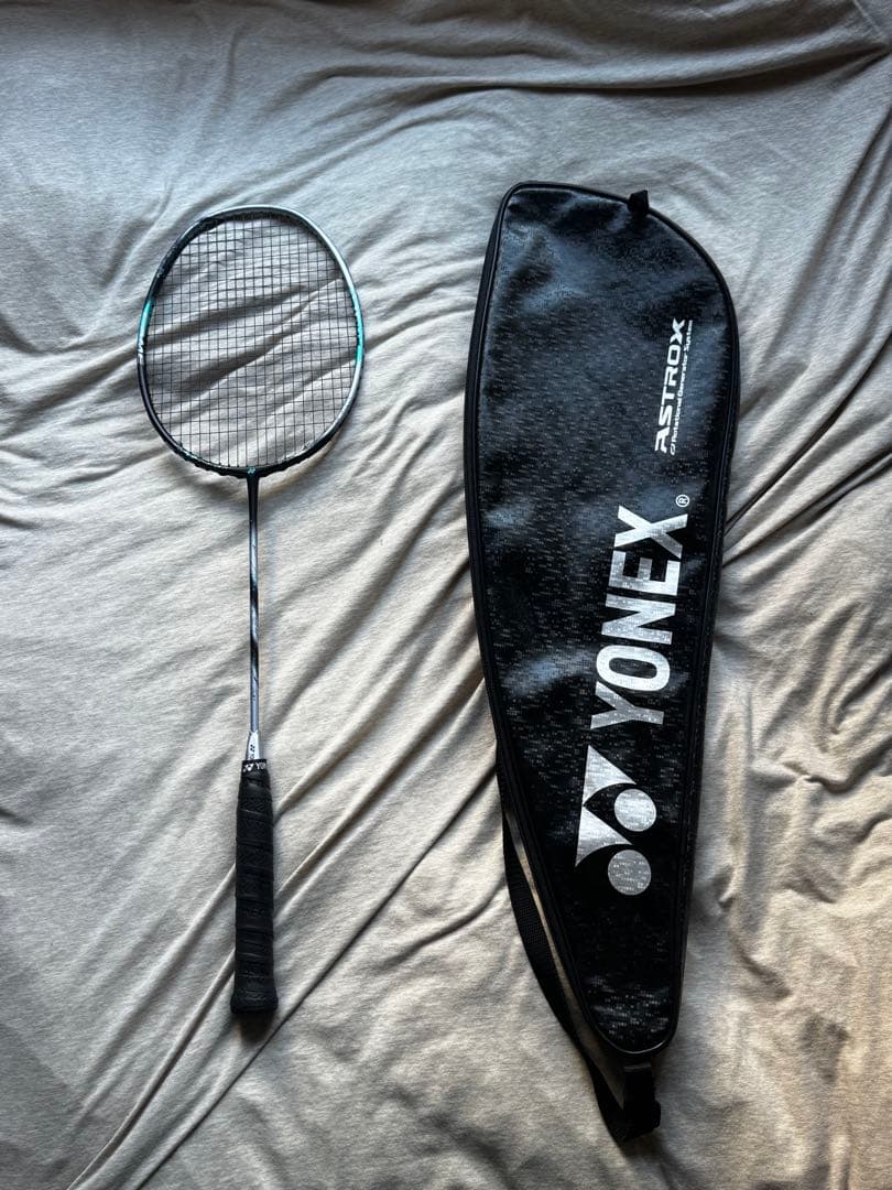 ヨネックス アストロクス88D GAME バドミントンラケット ほぼ未使用