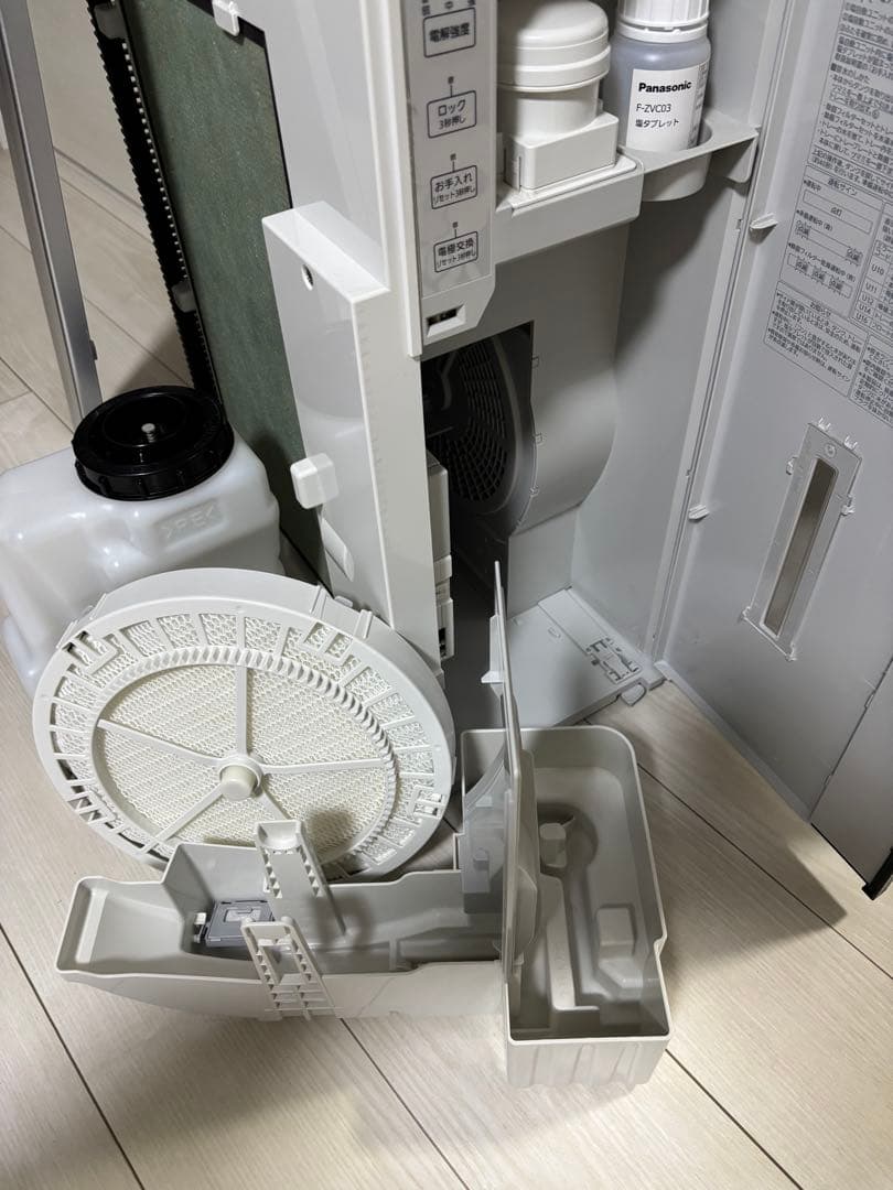 加湿機能付きパナソニック空間除菌脱臭機ジアイーノFMV4300タブレット有美品♪