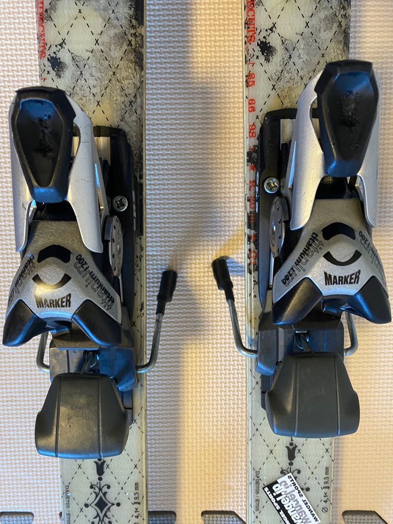 DYNASTAR 6TH SENSE スキー板