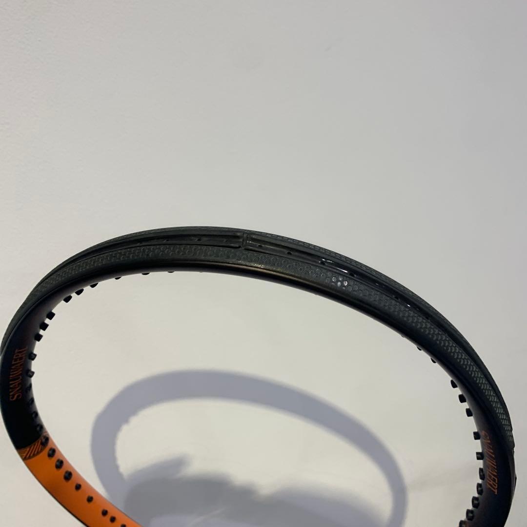 SNAVERT GRINTA 100 テニスラケット