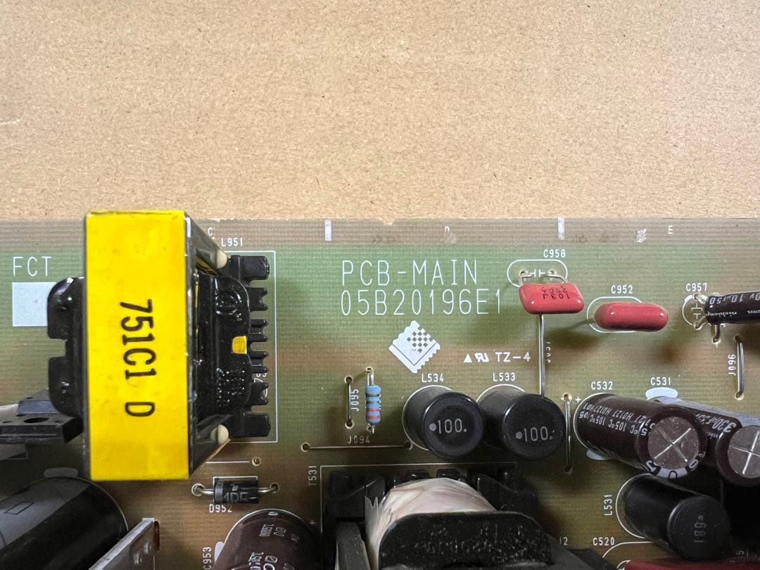 ナナオ　CRT基板05B20196E1ジャンク