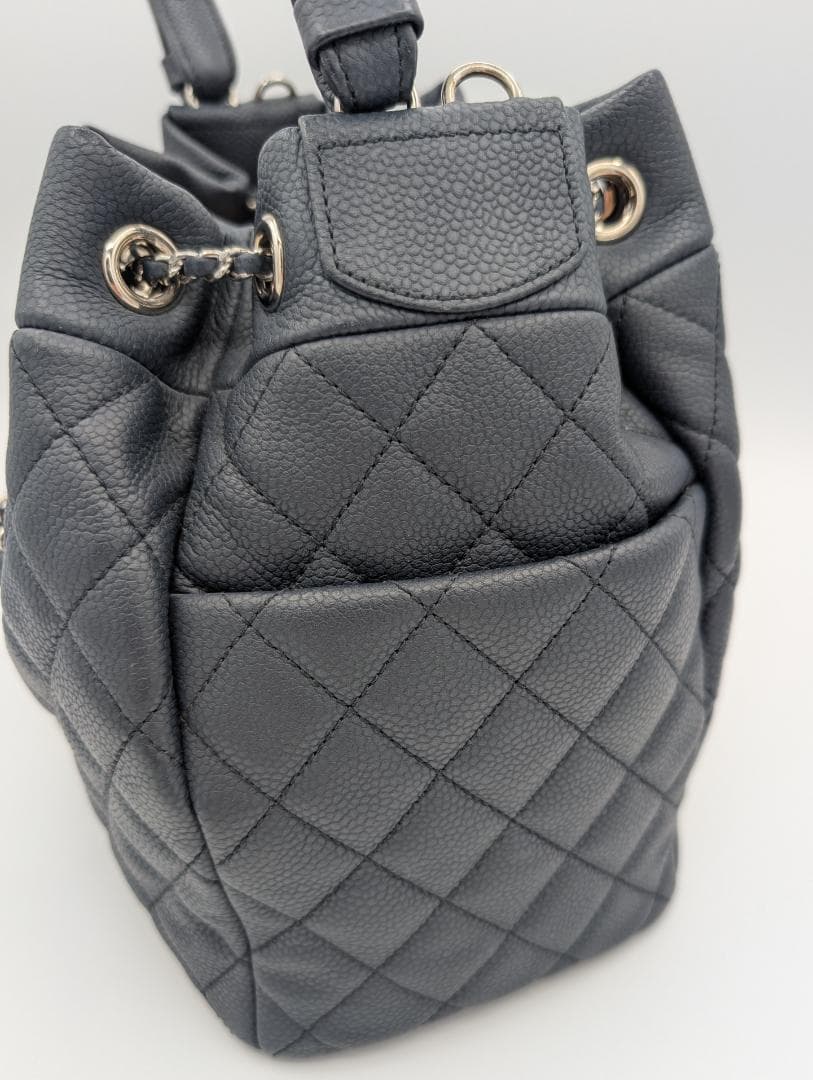 【2/6までnnns】CHANEL 巾着型 2Way キャビアスキン