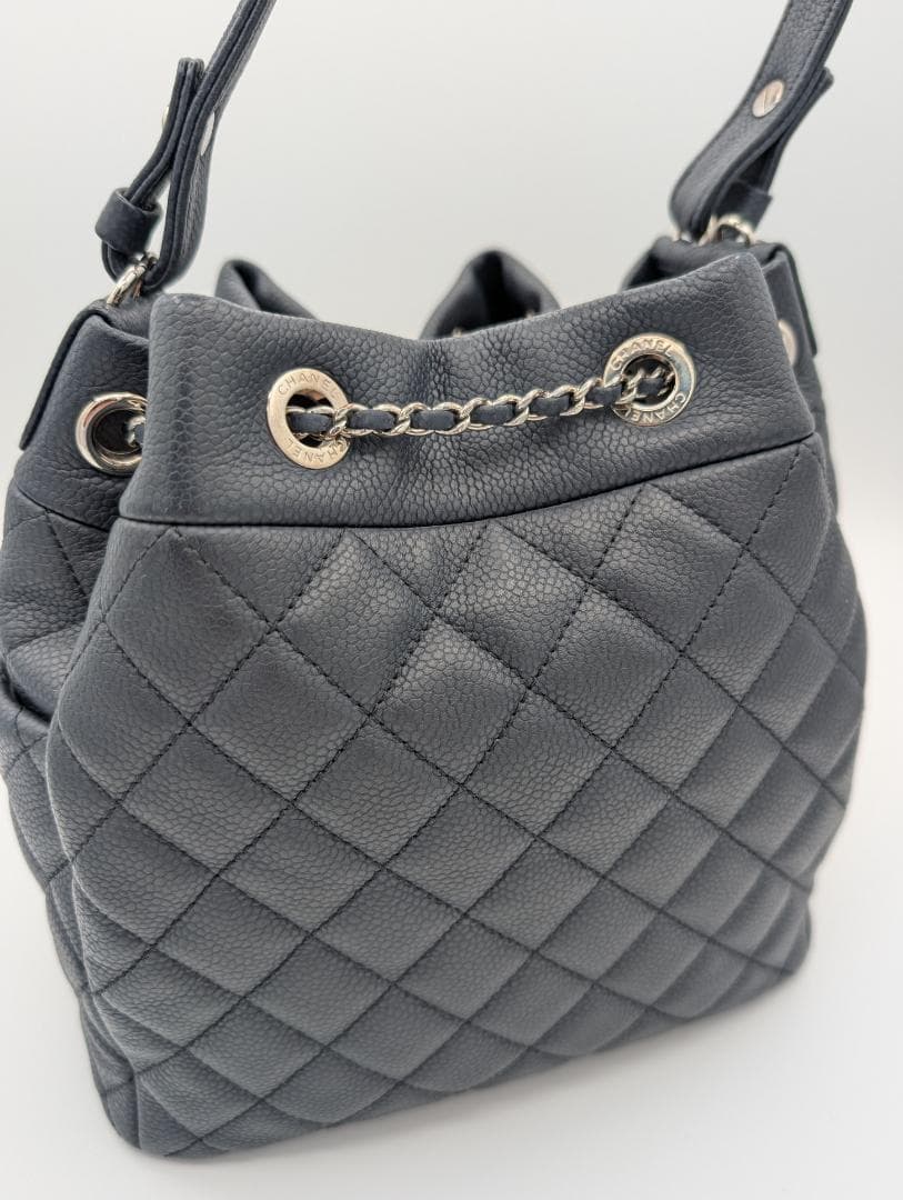 【2/6までnnns】CHANEL 巾着型 2Way キャビアスキン