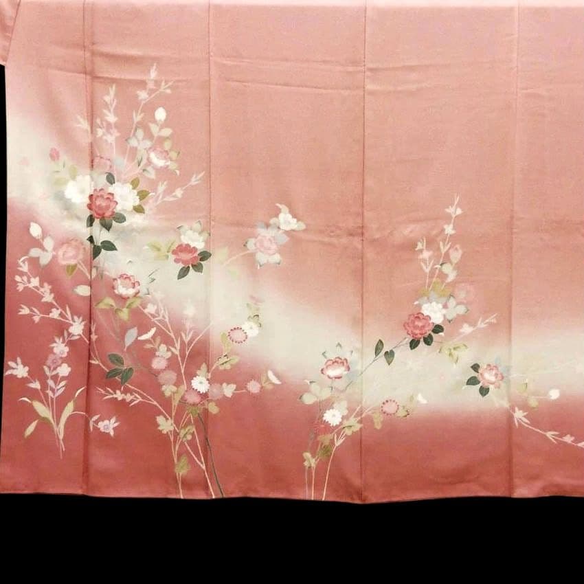 訪問着(袷)　(友禅四季の花紋様　トールサイズ裄69㌢　宍色系　一つ縫い紋)