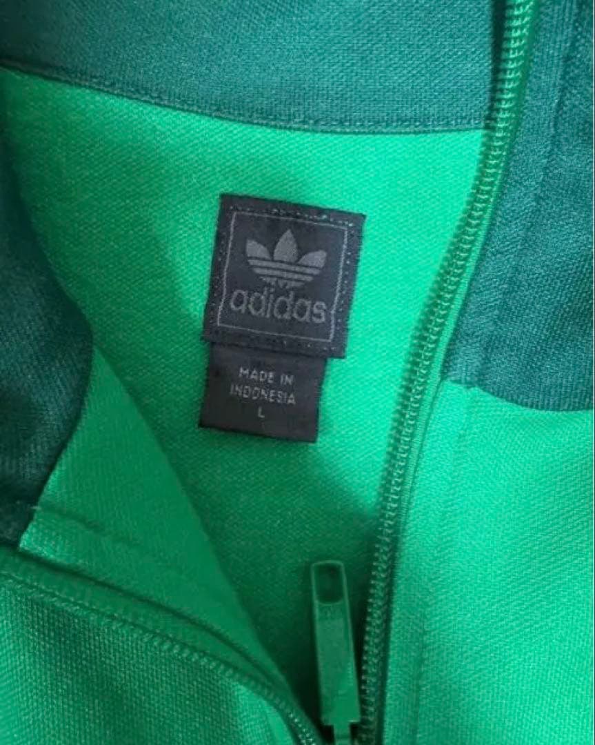 ⚠️adidas グリーン トラックジャケット　サイズL 美品