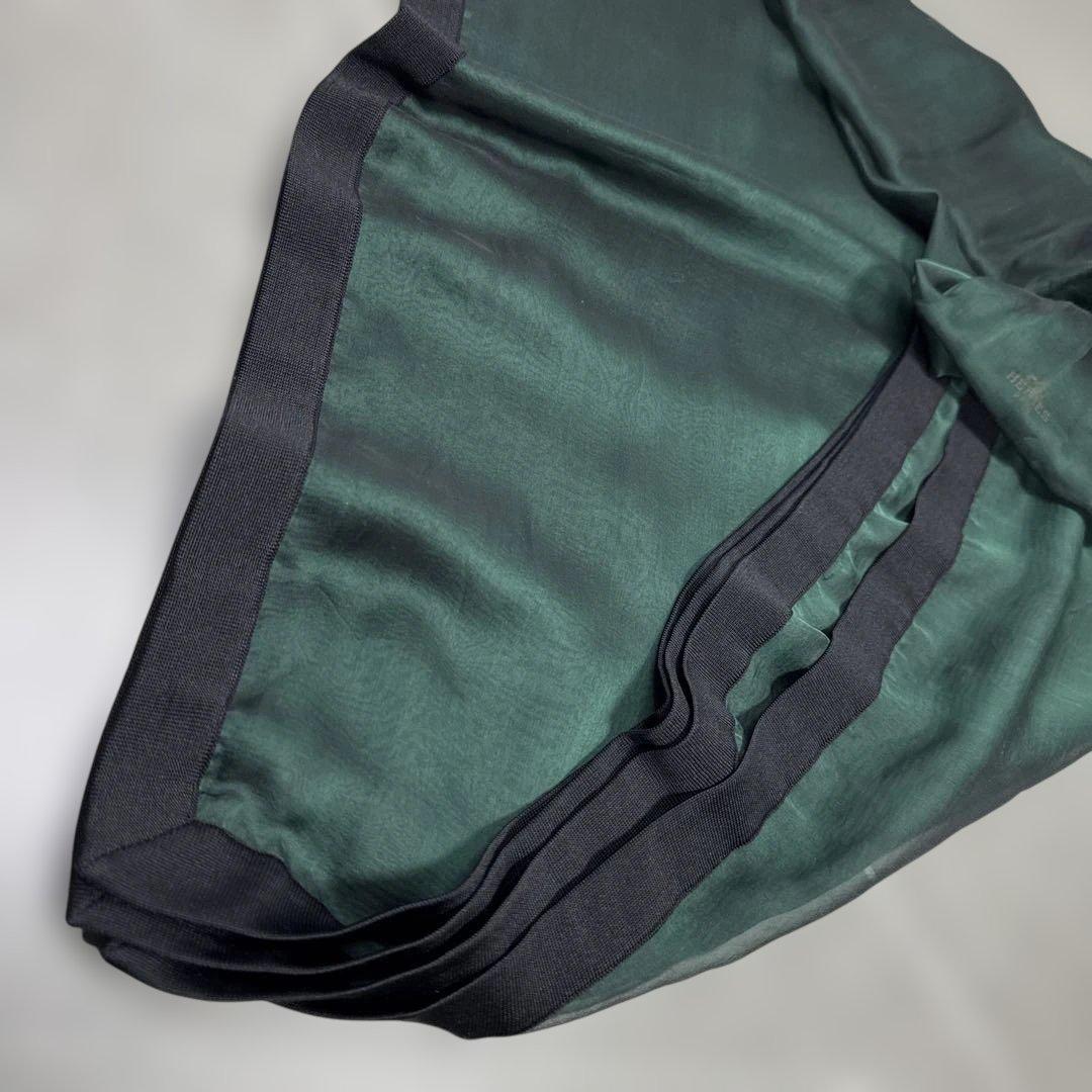 美品　HERMES エルメス　シアー　スカーフ　シルク　グリーン