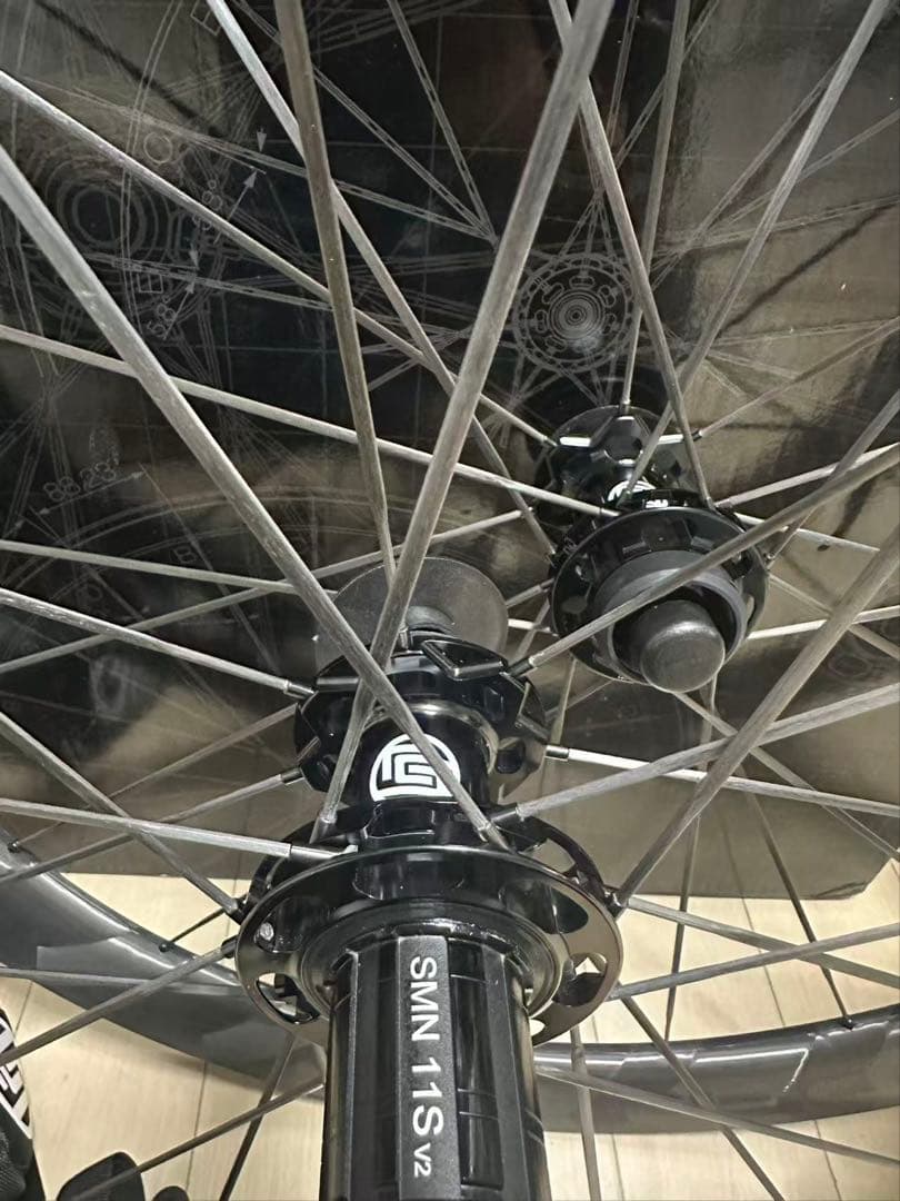 LUN HYPER D45 2023 カーボンホイール 新品