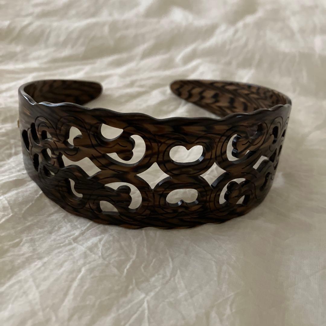 ALEXANDRE DE PARIS（アレクサンドル ドゥ パリ）カチューシャ