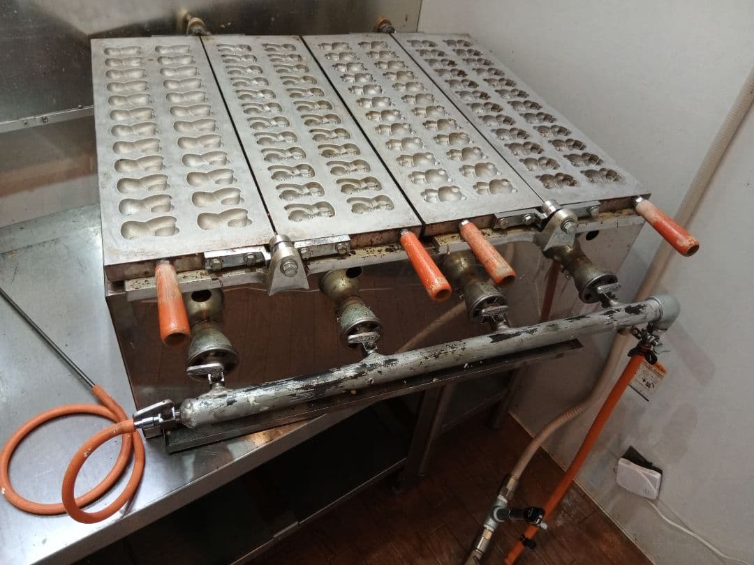 業務用　ベビーカステラ　万能焼きガス２連』ベビーカステラ　たい焼き