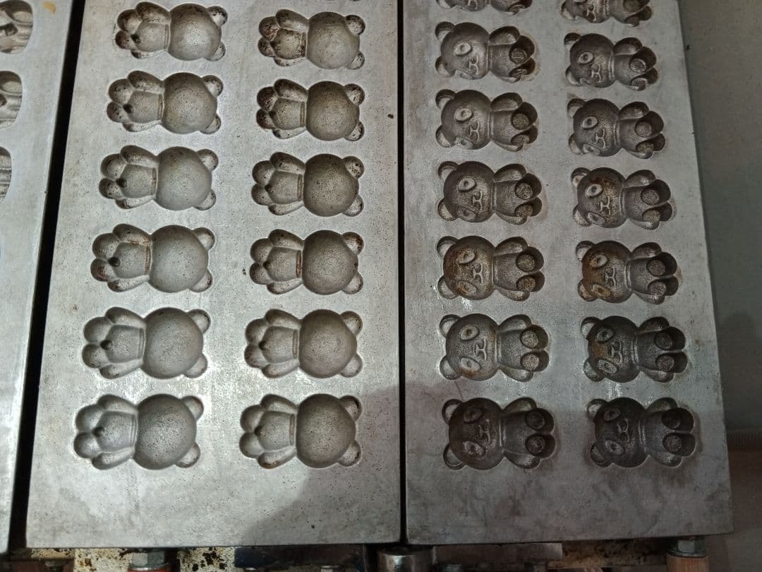 業務用　ベビーカステラ　万能焼きガス２連』ベビーカステラ　たい焼き