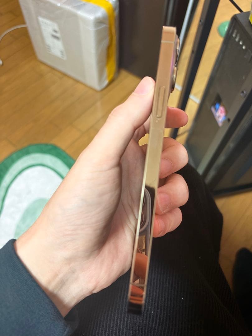 Apple iPhone 13 Pro ゴールド