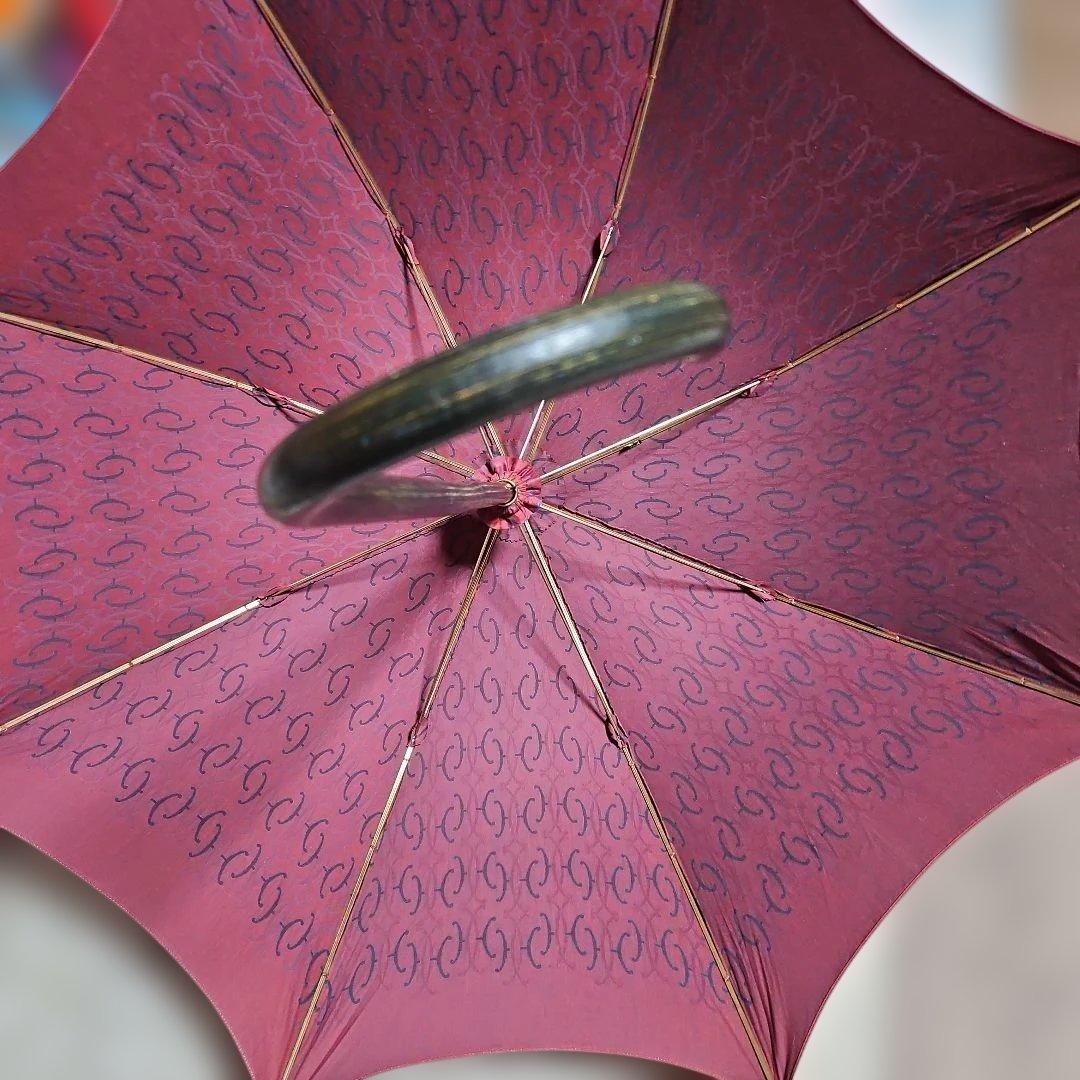 赤い模様入り長傘
