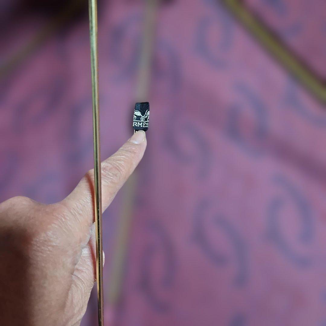 赤い模様入り長傘