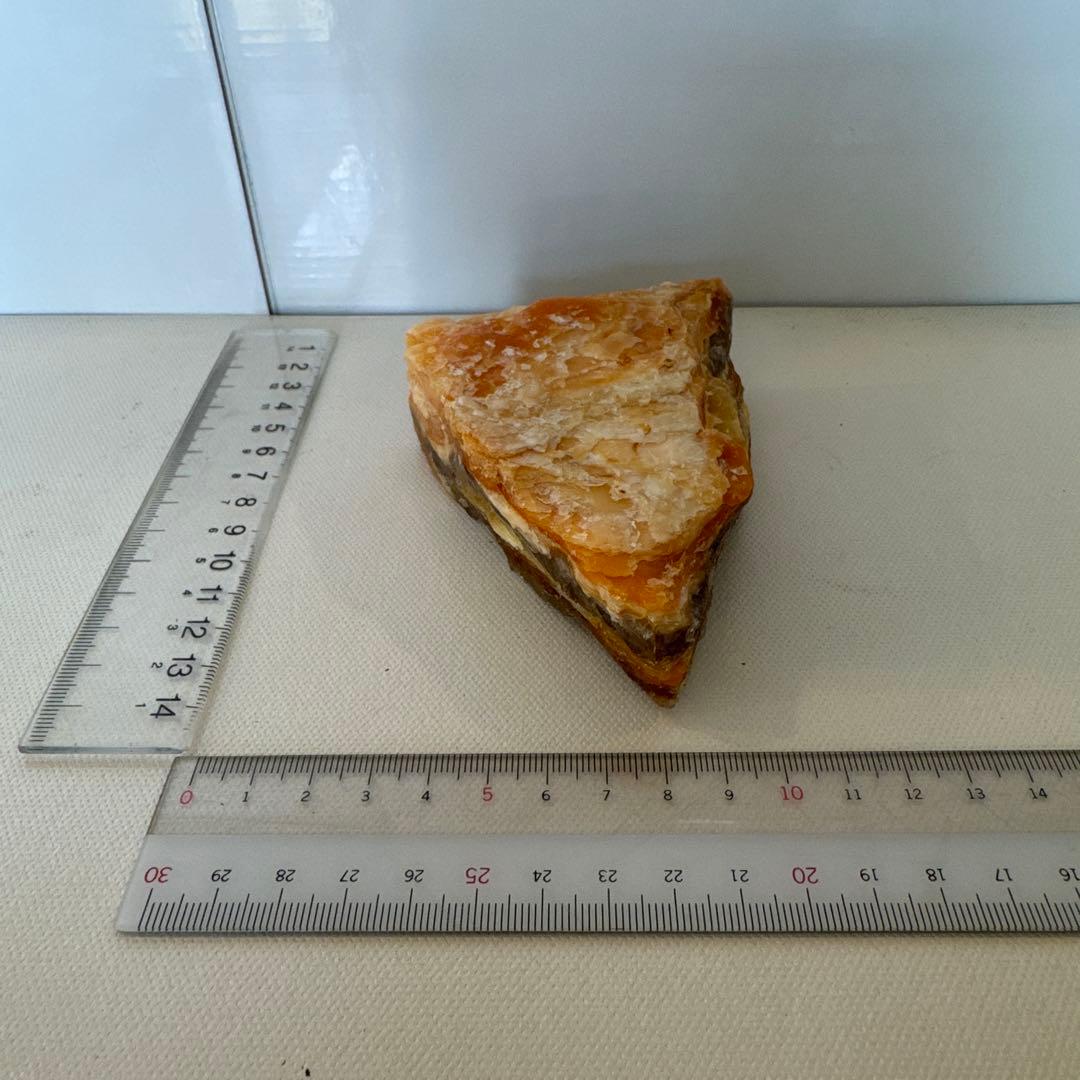 松田　2点　北海道石　然別オパール　蛍光オパール324g、84g