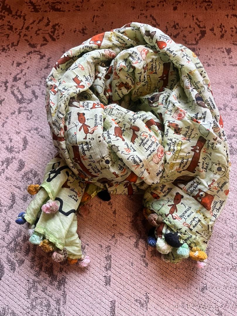 アッシュペープランス購入　Faliero Sarti 動物柄ストール