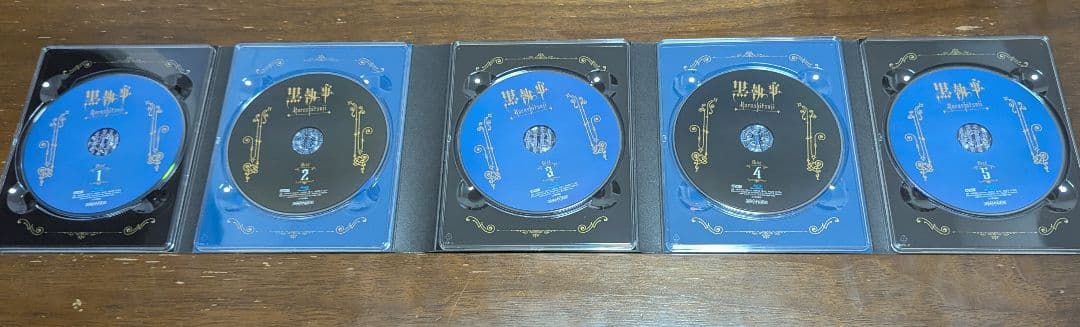 黒執事 Blu-ray Disc BOX〈完全生産限定版・10枚組〉