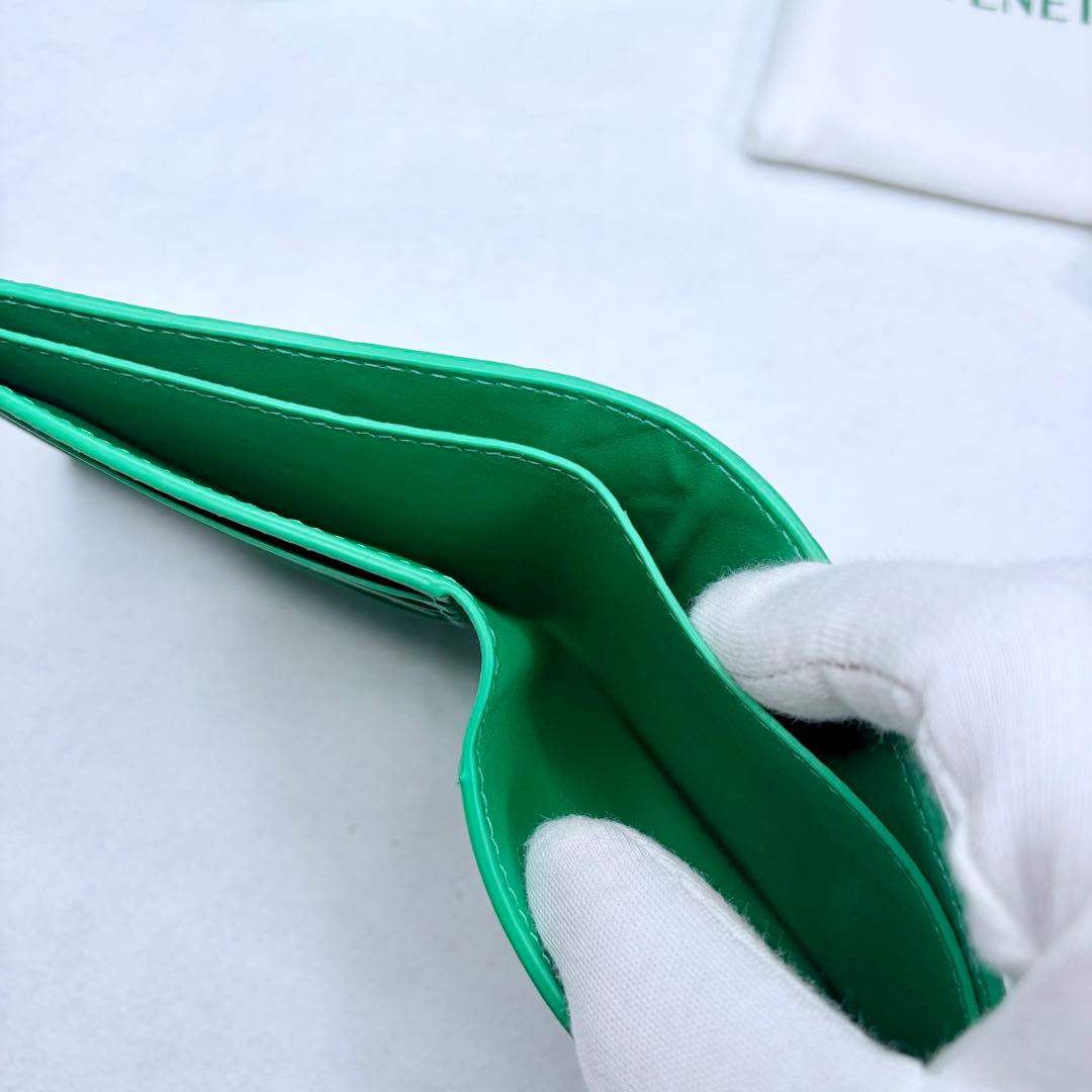 BOTTEGAVENETA 札入れ 二つ折り財布 カーフ グリーン