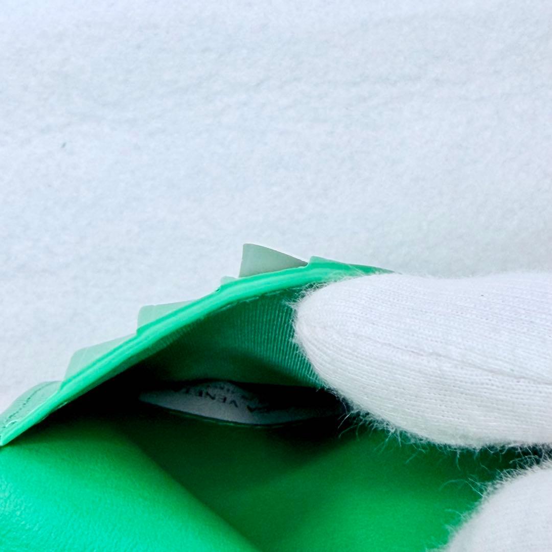 BOTTEGAVENETA 札入れ 二つ折り財布 カーフ グリーン