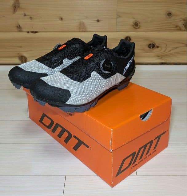 DMT KM4 Knitted Upper サイズ42 27 cm