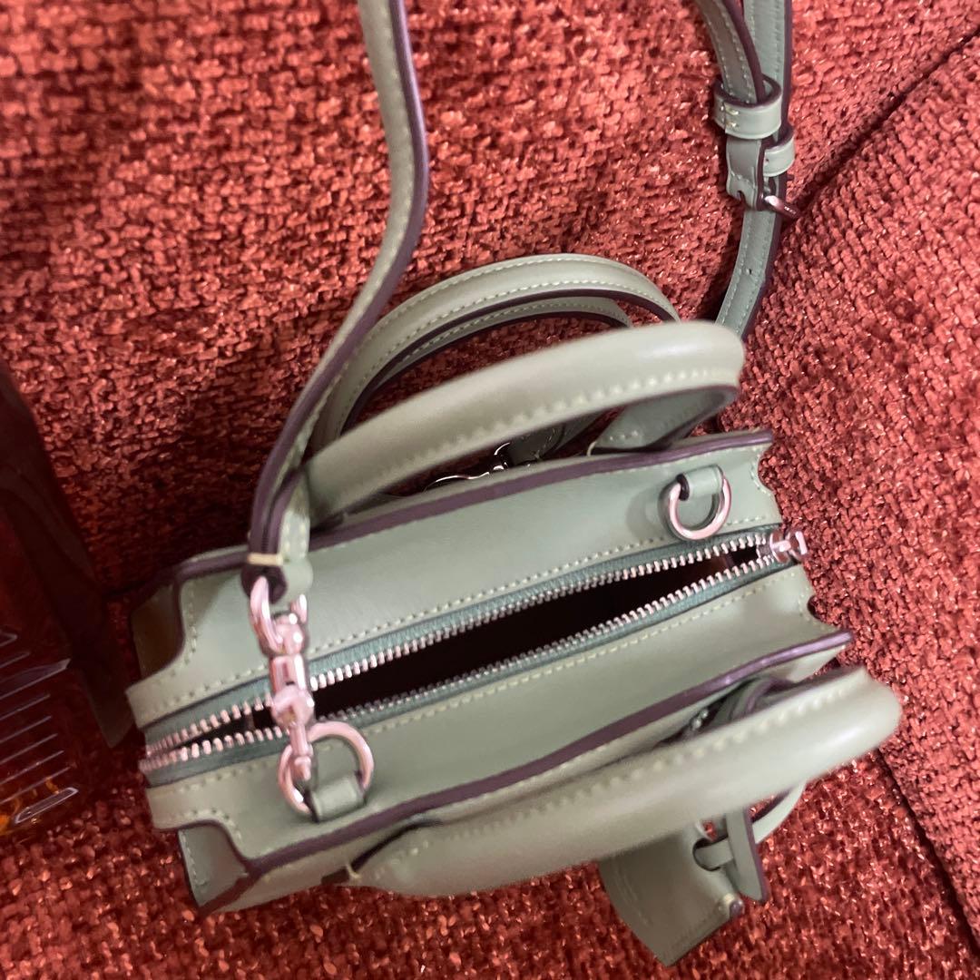 戌*亥様 最終値下げ　COACH ミントグリーン ショルダーバッグ