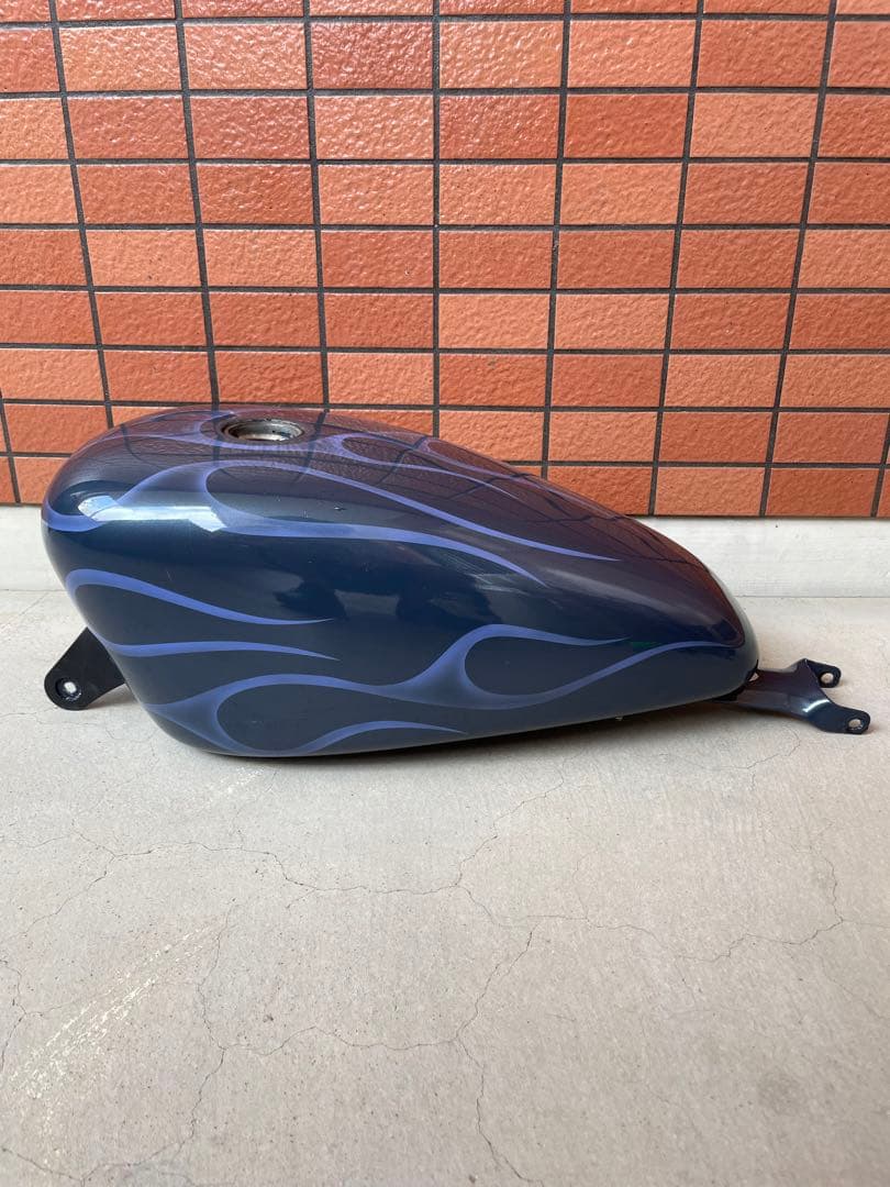 スポーツスター　タンク　フレイムスペイント　塗装済み