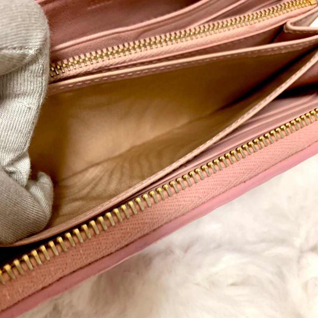 正規品！MIUMIU 長財布 マテラッセ ピンク ローズ　箱付き