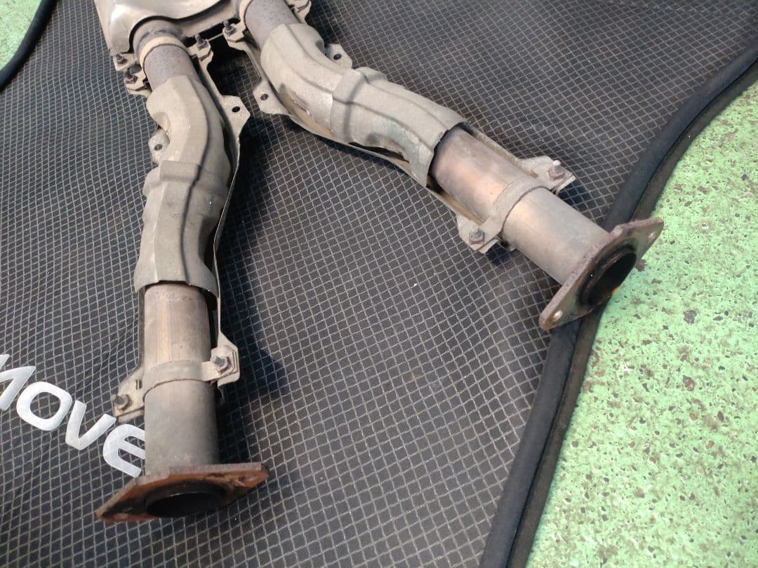 【程度良好】✨️Z32 ツインターボ　純正センターマフラー✨️