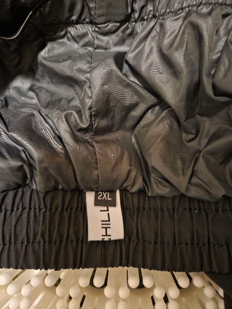 Libeliceのスノーパンツ ベロア黒