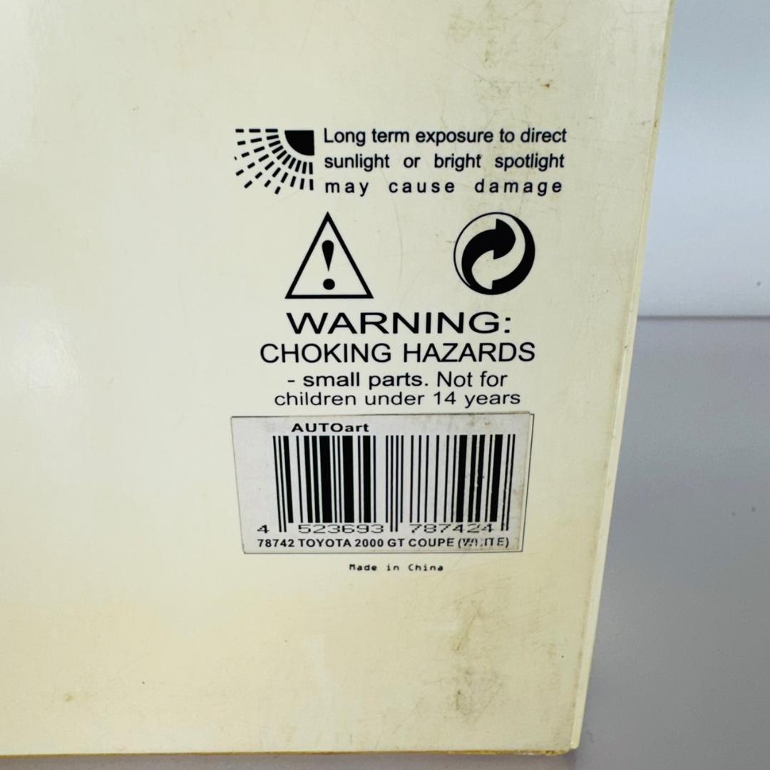 美品 1/18 オートアート トヨタ 2000GT クーペ ホワイト