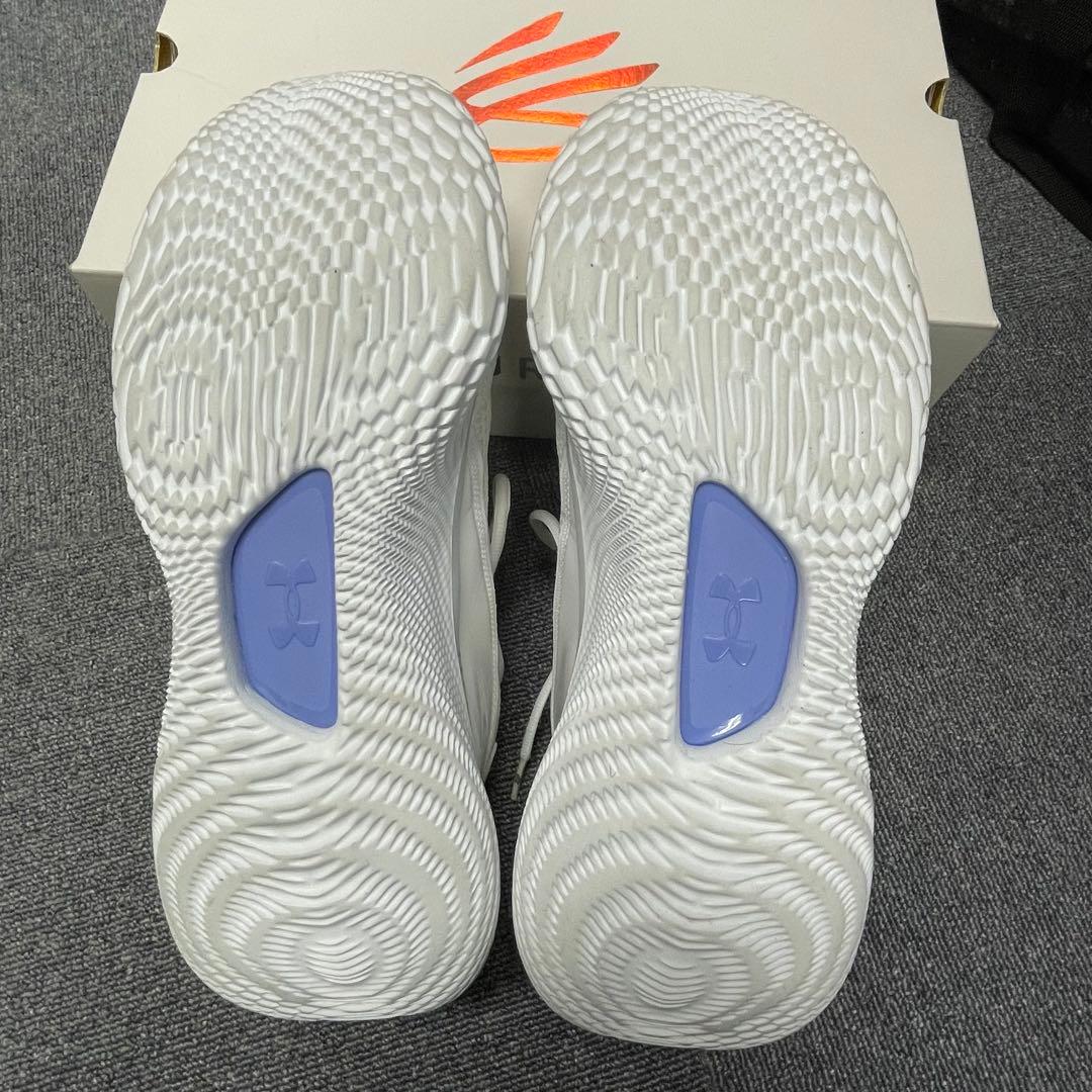 UNDER ARMOR Curry8 “Iridium”