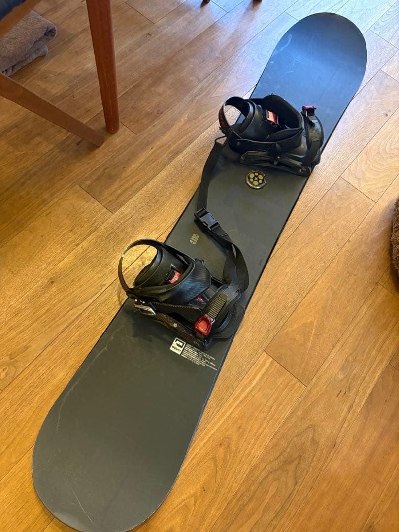 btm スノーボード 153cm バインディング・ケース付き