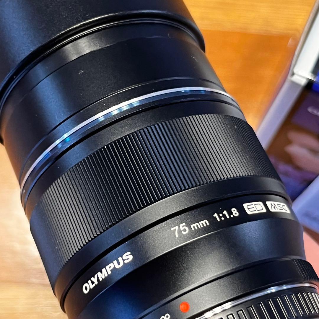 レンズ(単焦点) OLYMPUS M.ZUIKO DIGITAL 75mm F1.8 ED