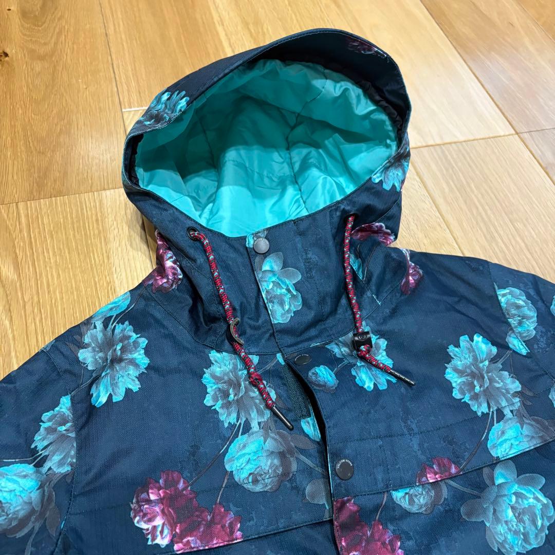 【極美品】VOLCOM ボルコム スノボーウェア 上下セット レディース M/S