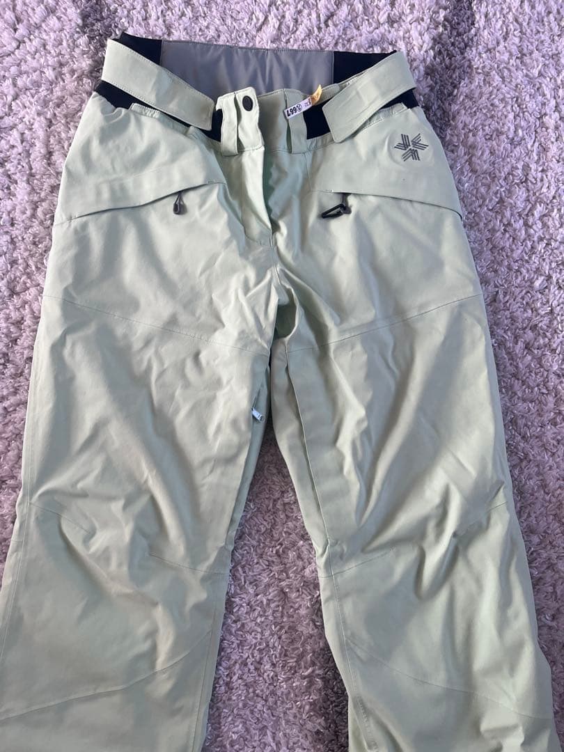 ゴールドウィン　スキーウェア　レディース　M 上下セット　2025