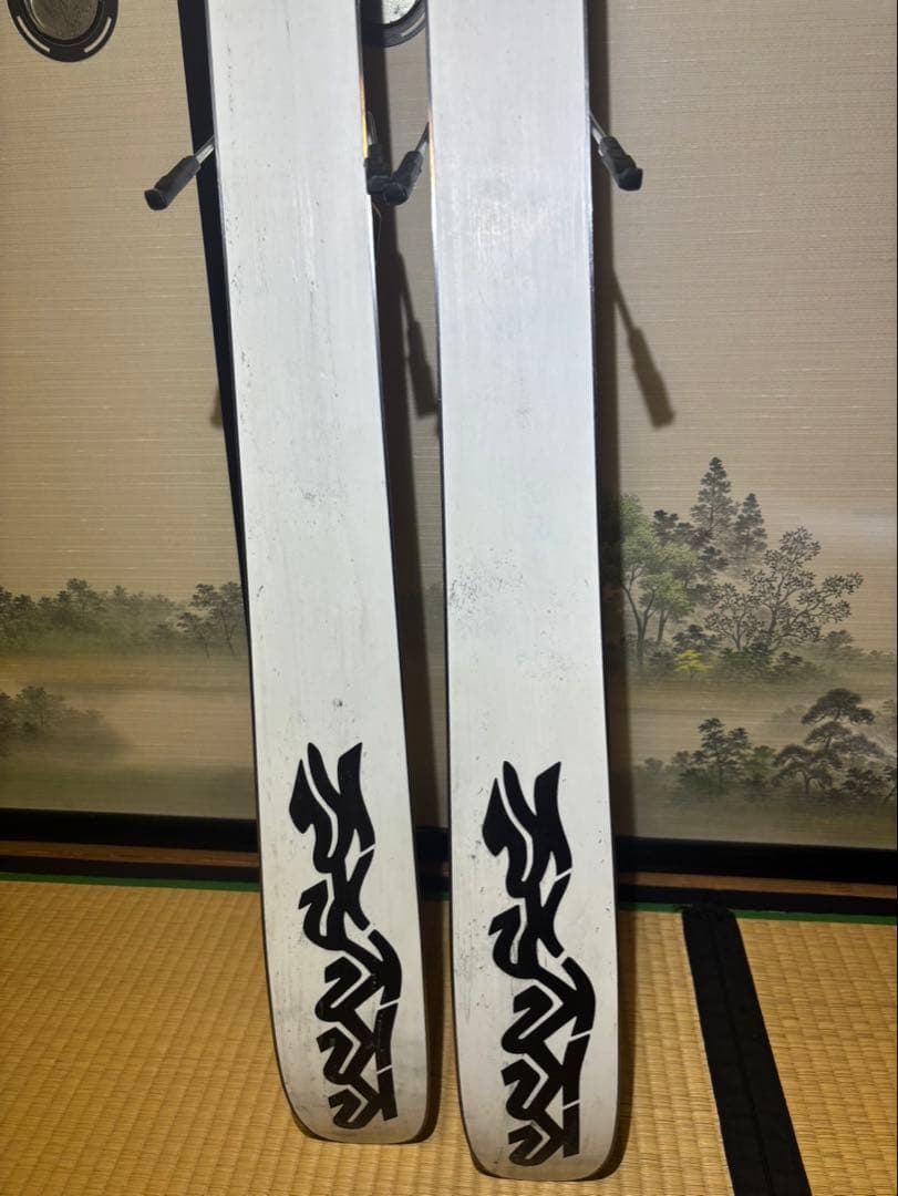 K2 スキー板 黒/赤 Tyroliaビンディング 13