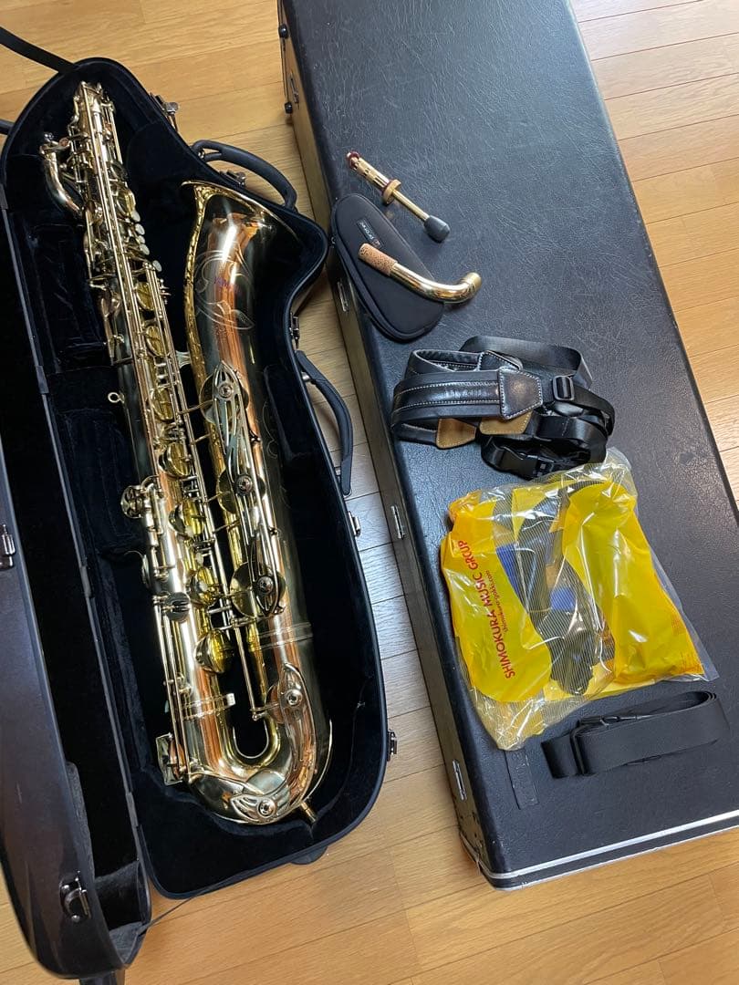 YAMAHAバリトンサックスYBS-61 ケース付き