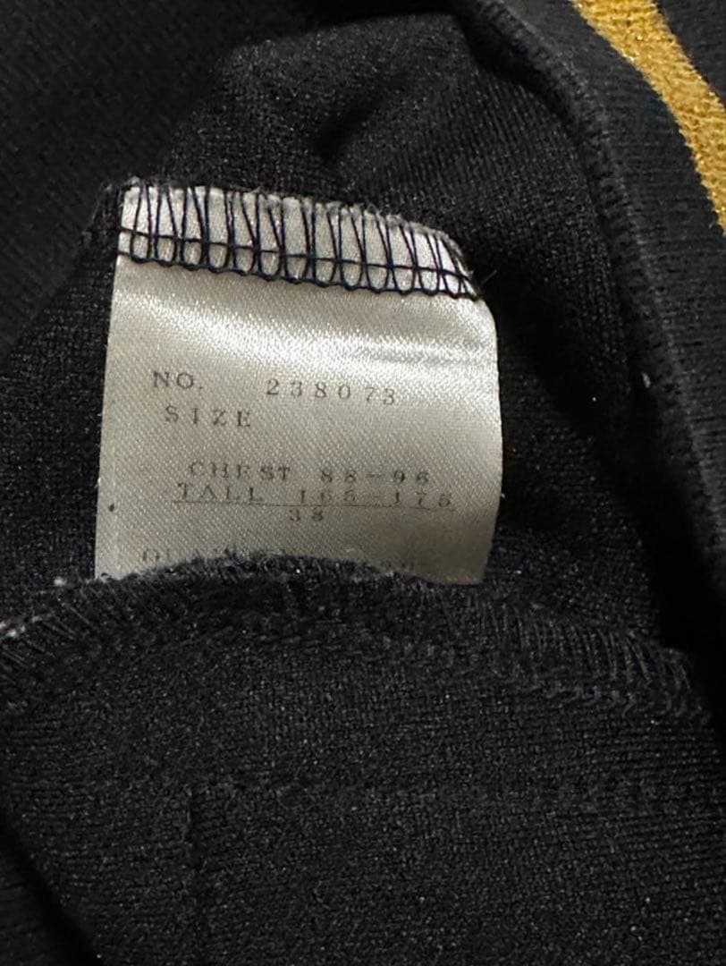 ラガス LAGUST ジャージ 黒×金