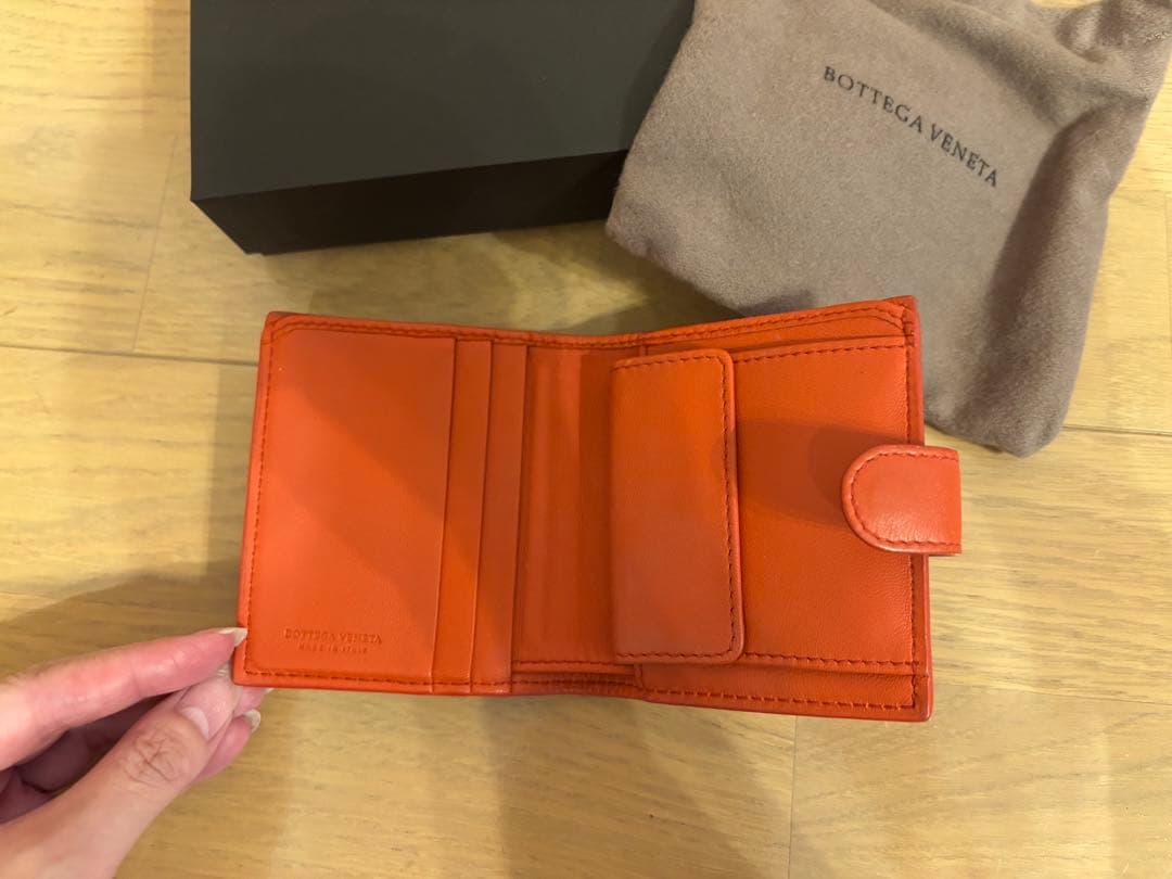 【渡辺亨 　Bottega Veneta 】二つ折り財布 オレンジ