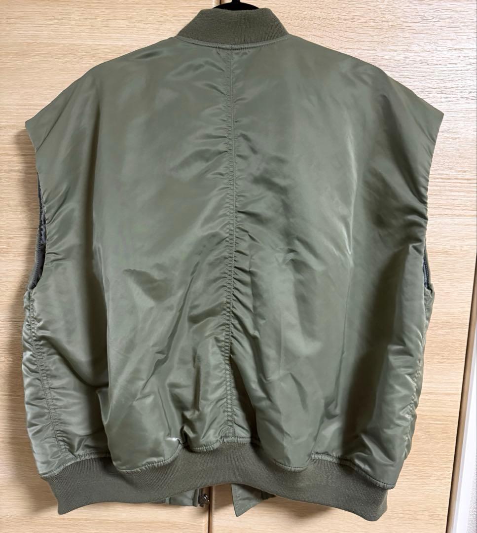 ジャーナルスタンダード　ナイロンベスト　カーキ