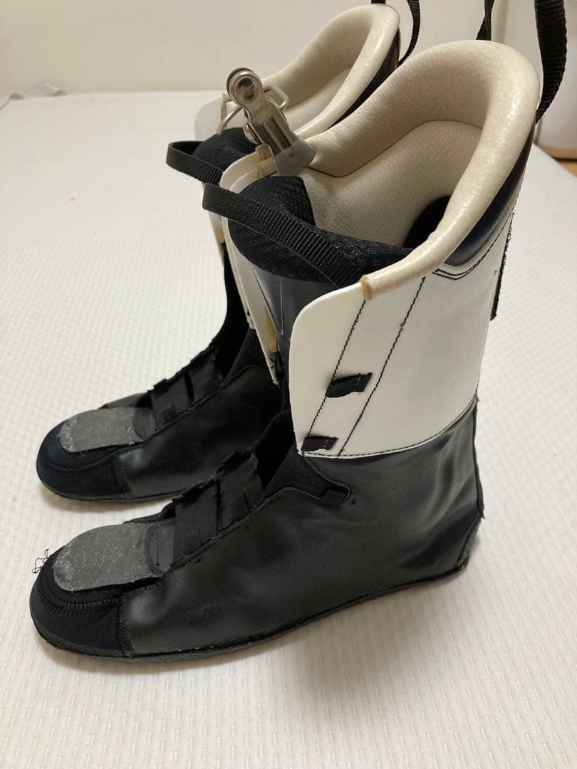 AVIRVA スキーブーツ 27.5cm