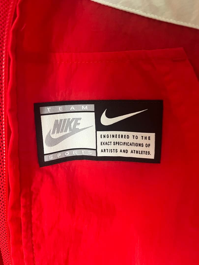 NIKE ウェア　シャカシャカ　セットアップ上L下M